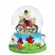 Sneeuwbol – Paartje op Fiets in Boerenlandschap (10 cm)