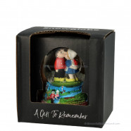 Sneeuwbol – Holland Kussend Paar (6,5 cm)