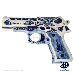 Handgun Pistol full size v25.1 - Handpainted Delftware