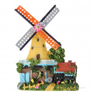 Green-Yellow Windmill Magnet – Polystone