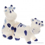 Playing Cows - Delftware - Salt and Pepper set