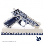 Handgun Pistol full size no. 28 - Handpainted Delftware