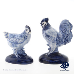 Chicken standing ornament - Handpainted Delftware