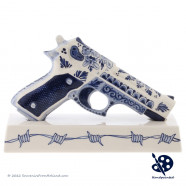 Handgun Pistol full size no. 30 - Handpainted Delftware
