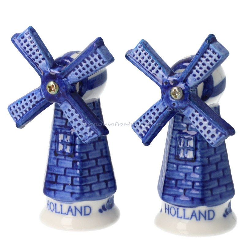 https://souvenirsfromholland.com/7346-large_default/windmill-salt-pepper-shakers-delft-blue.jpg
