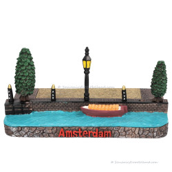 Basement Amsterdam voor 3 huisjes